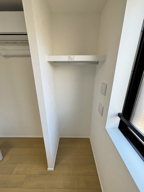 オークノワール綾瀬1階 収納