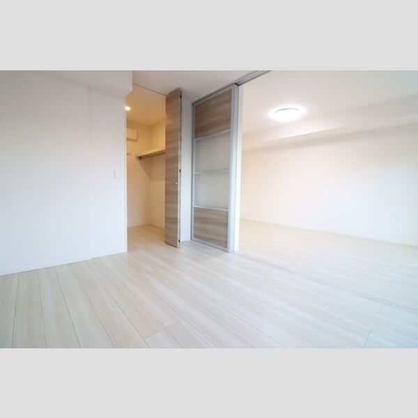 Casa date　B105号室 洋室