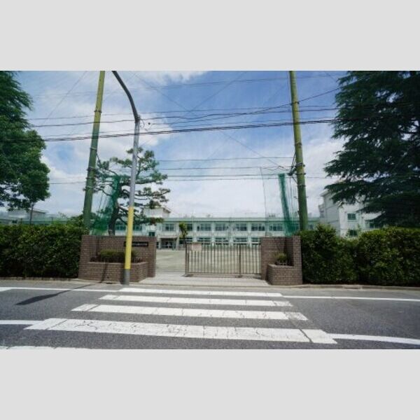 フレジア303号室 【小学校】江戸川区立上小岩第二小学校まで688m