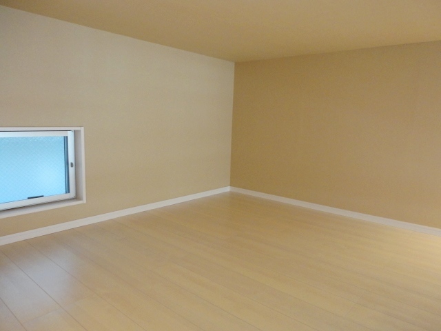 レフィナードカメオカ リビング