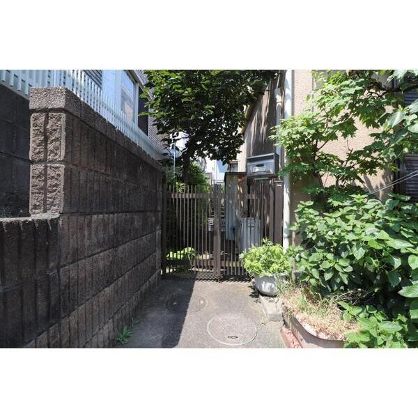 戸塚区平戸3丁目併用住宅 エントランス