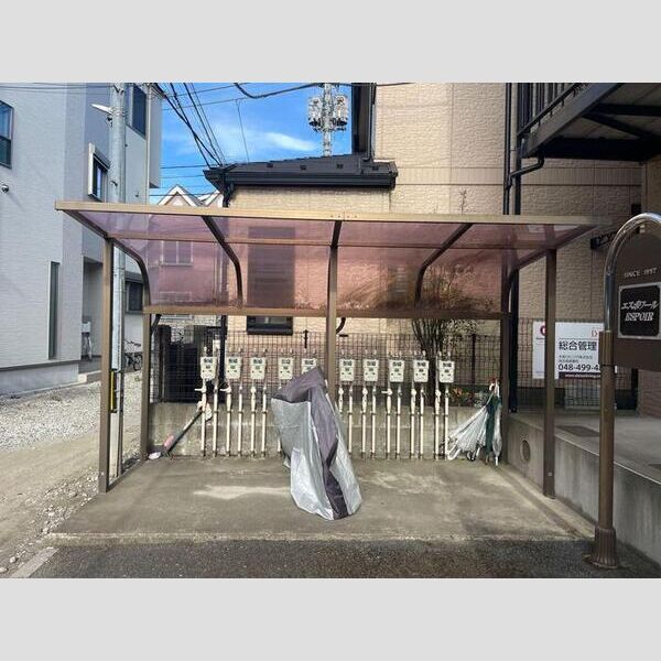 エスポワール 駐輪場