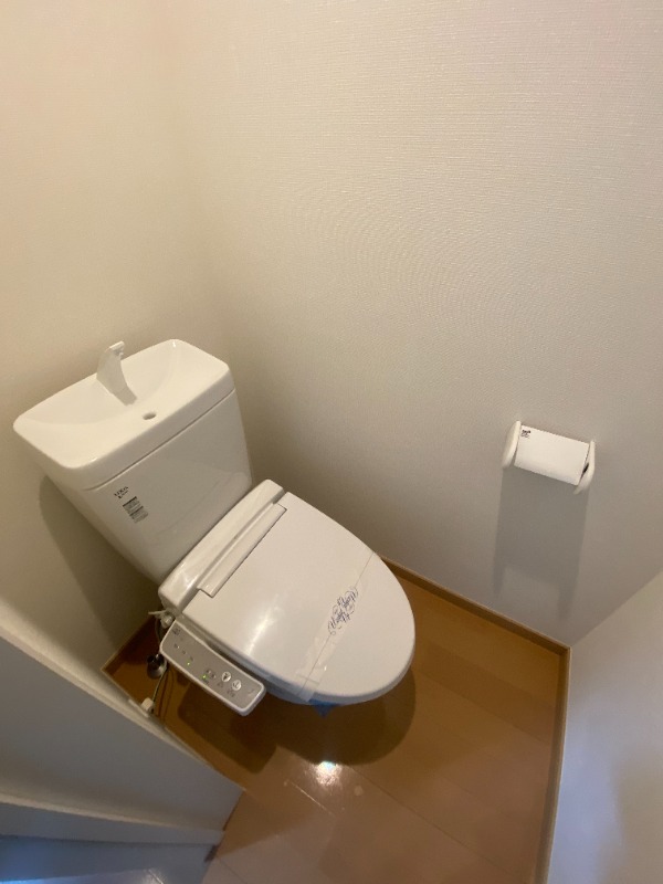 アートヒルズ丸山2階 トイレ