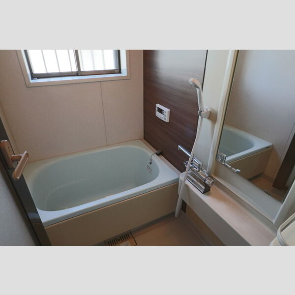 TN港南台101号室 お風呂