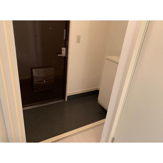 コモド三郷 内観