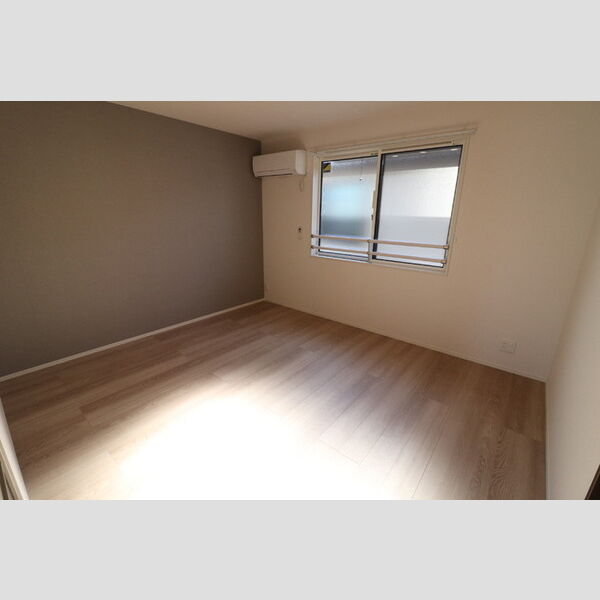 Noble villa浦和美園201号室 洋室