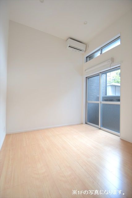 メルサンディ リビング