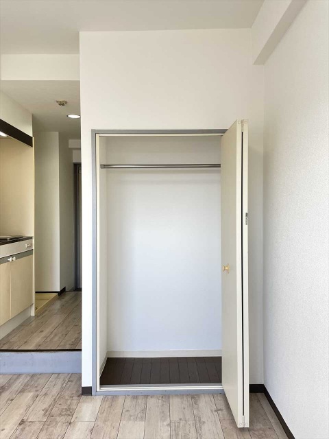 スカイコート西川口第8 収納