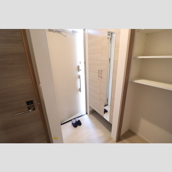 バニュルス　Ⅵ 玄関