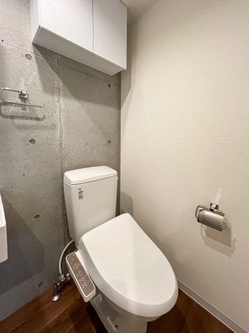 スカイラシクラス平和台305号室 トイレ