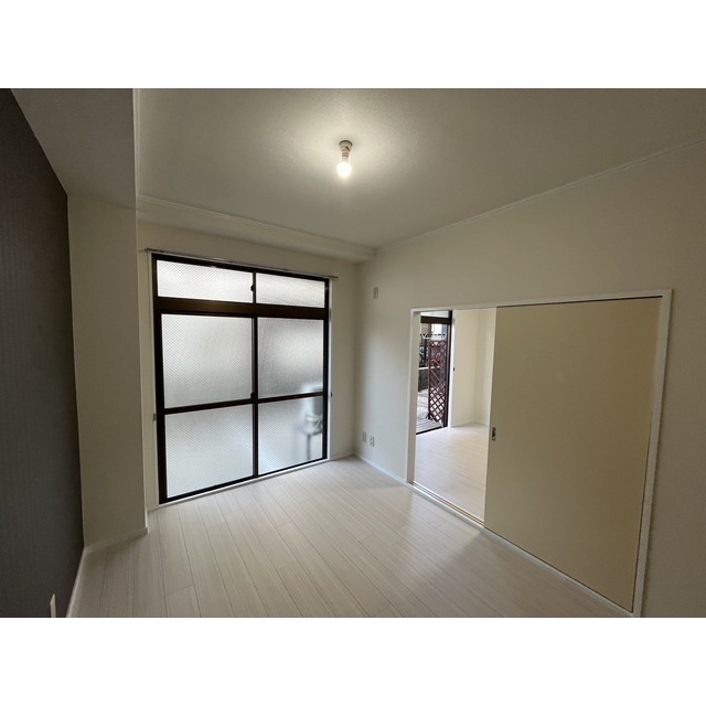 ファミール希望ヶ丘102号室 内観