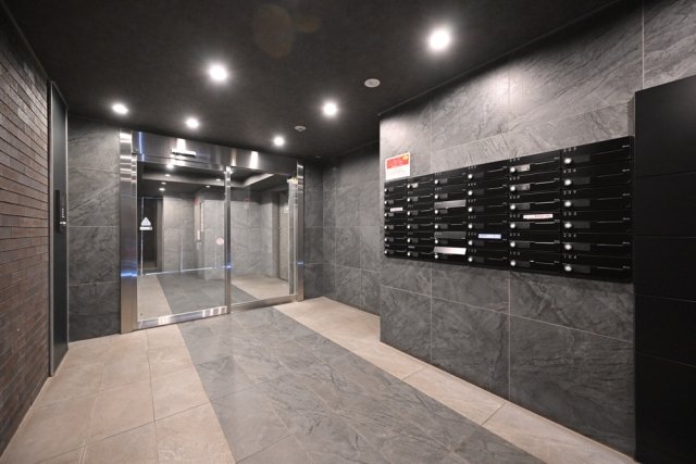 ＲＥＬＵＸＩＡ綾瀬Ⅱ エントランス