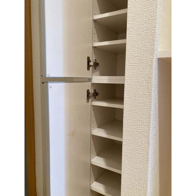 レオグランデ 靴箱