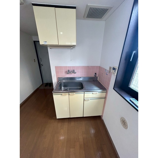 ウィナーズＳＵＺＵＫＩ 内観