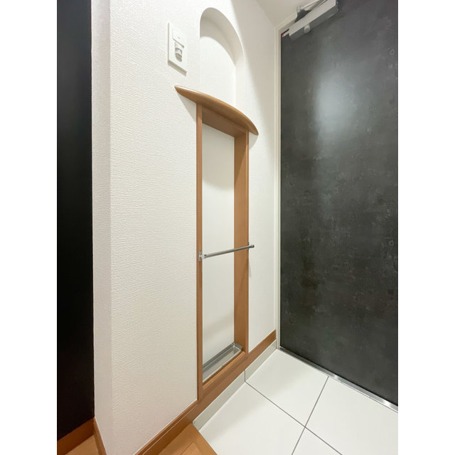 アーバハイツ六町環七北通り0504号室 玄関