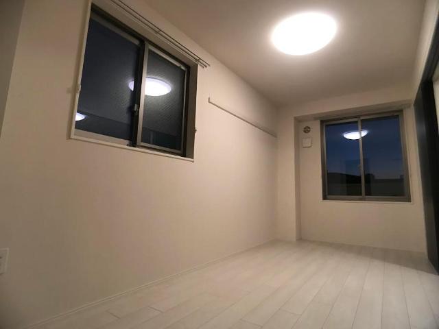 Ｌｏｔｕｓ　Ｖｉｓｔａ　堀の内（ロータス ヴィスタ・堀の内） 洋室