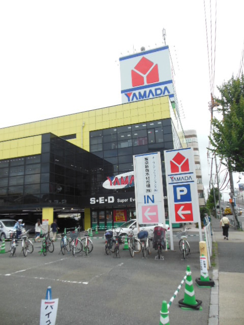 ガラ・シティ高井戸3階 【その他】ヤマダ電機テックランド東京本店まで455ｍ