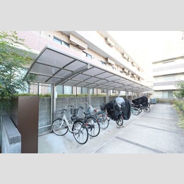 アローフィールド　B 駐輪場