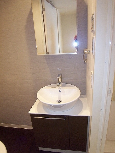 NISHI IKEBUKURO RESIDENCE3階 内観