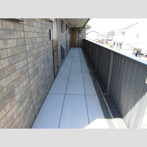 アベニュー吹上 共用廊下