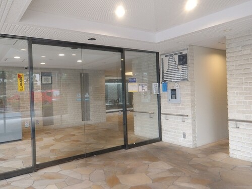 ライオンズシティお花茶屋 エントランス　※2025年7月撮影