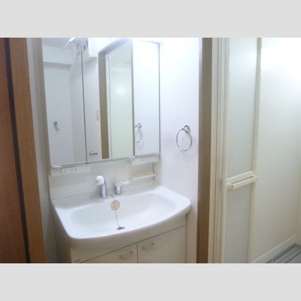 アルファークレスト 洗髪洗面化粧台