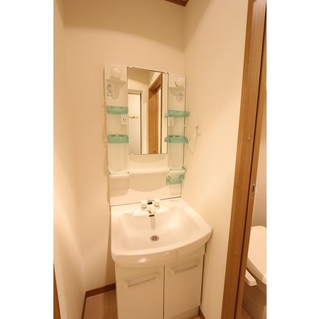 エルピス鵠沼 洗髪洗面化粧台