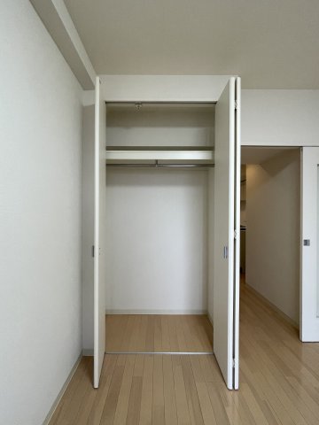 ガーデン板橋氷川町1218号室 収納