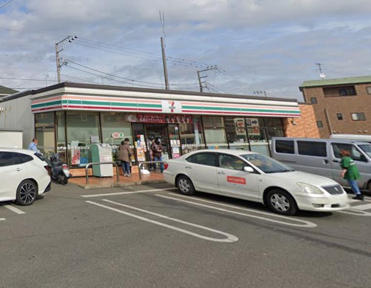 船橋市芝山戸建 【コンビニエンスストア】セブンイレブン 船橋新高根6丁目店まで207ｍ