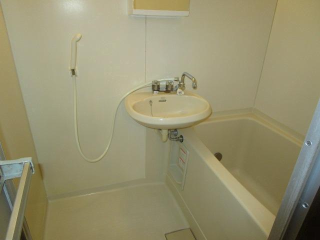 アメニティＦＭ　Ａ棟2階 お風呂