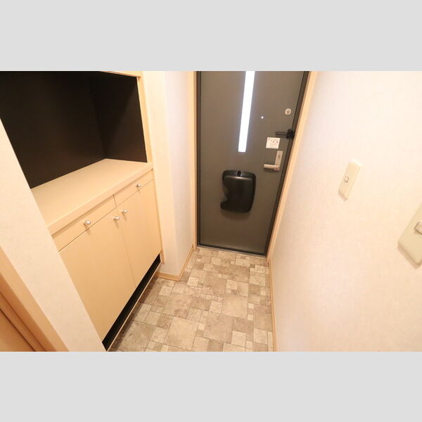 トミージュ305号室 玄関