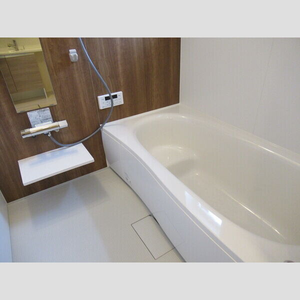 KOCHIA N・S　S棟102号室 1坪風呂