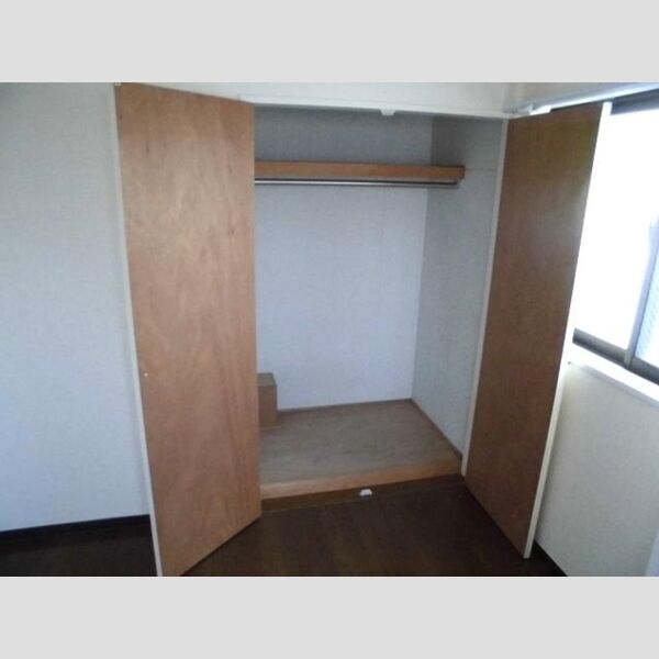 メゾン・リヴィエール クローゼット