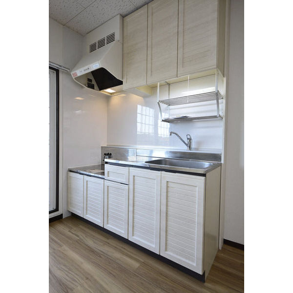 ハイツシルフィード キッチン