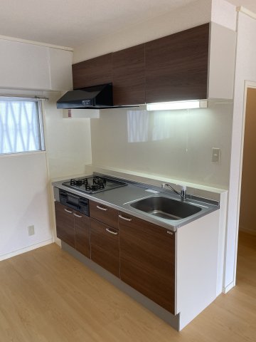 鵠沼岡田ビル システムキッチンです。