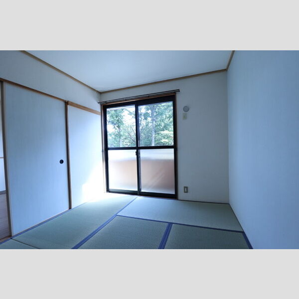 メゾンベール壱101号室 和室