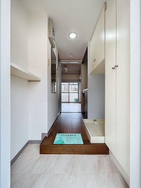サンパレス南町 玄関
