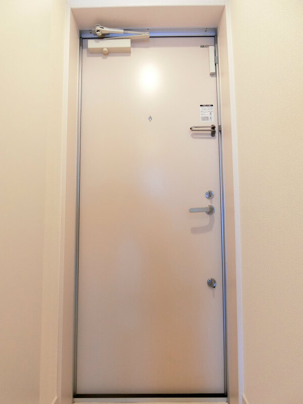 リブリ・ハナミズキ湘南台2階 玄関