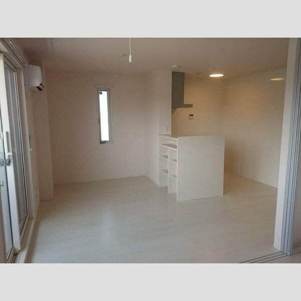 プルミエ　Ⅴ リビング