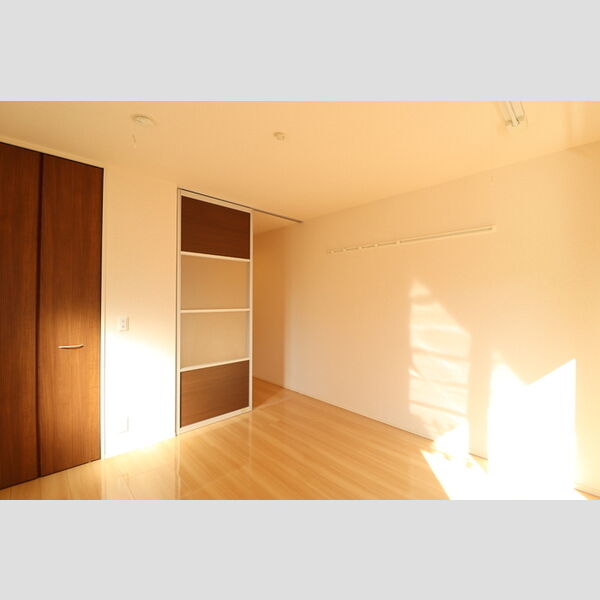 ヴィラ　リッツⅢ 洋室