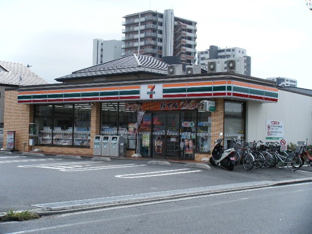 クラブレス　Ⅱ セブンイレブン新座野火止5丁目店まで464ｍ