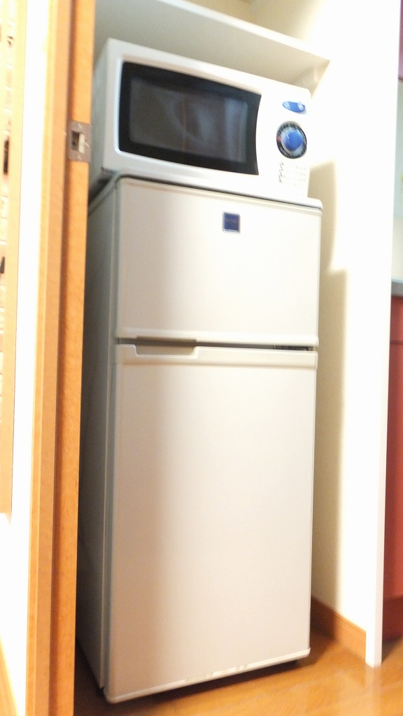 レオパレス本町206号室 家具・大型家電設置済み