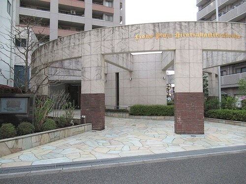 ライオンズプラザ平塚見附町7階 エントランス　※前回募集時2020年4月の写真