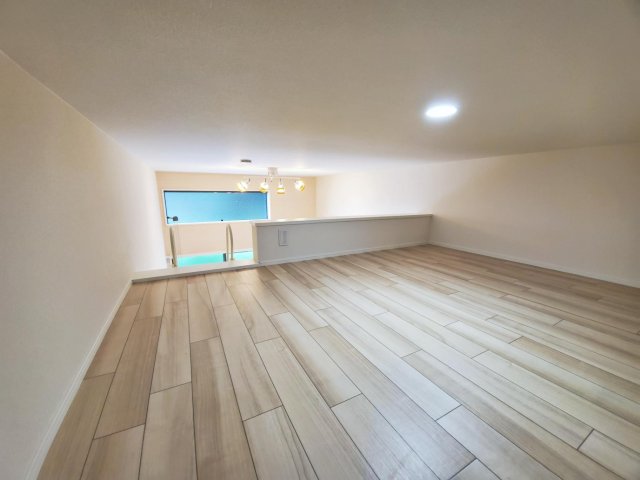 アーヴェル元住吉Ⅱ103号室 ロフトも広々快適空間！