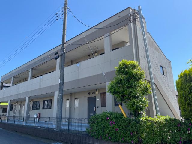 メゾン・アイリス 外観写真（昼）