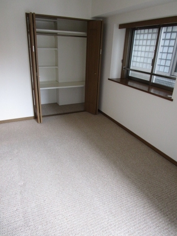 アーバンクリスタル九段下 リビング