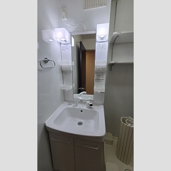 クレール湘南台Ⅲ　A 洗面化粧台