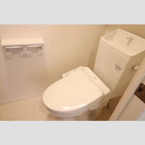 メゾンフォレストⅦ 温水洗浄暖房便座