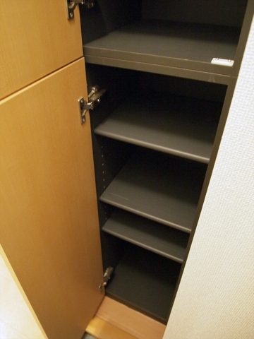 エスパシオＡB1階 玄関