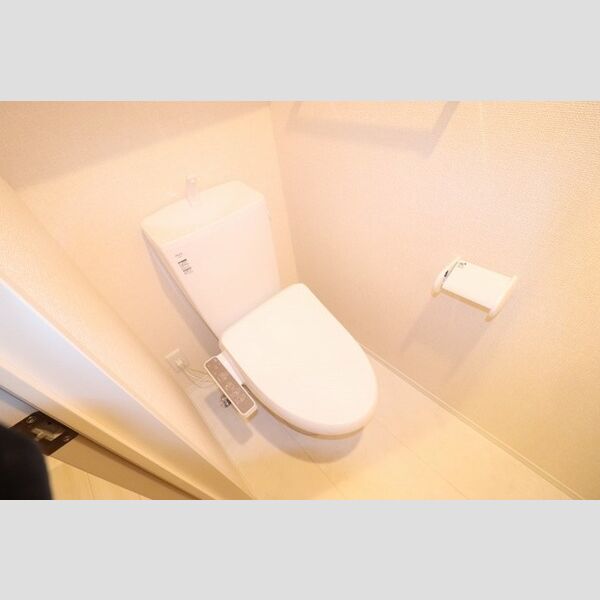 アベニール トイレ　温水洗浄暖房便座